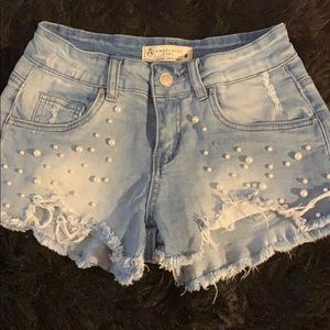 Blue Jean shorts with Pearls #Stlyedbydayy